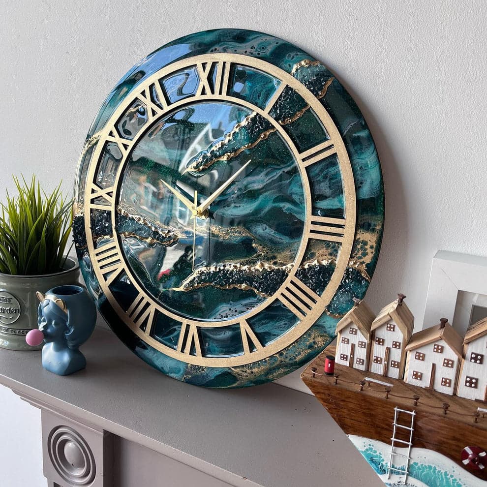Large resin art wall clock with home decor